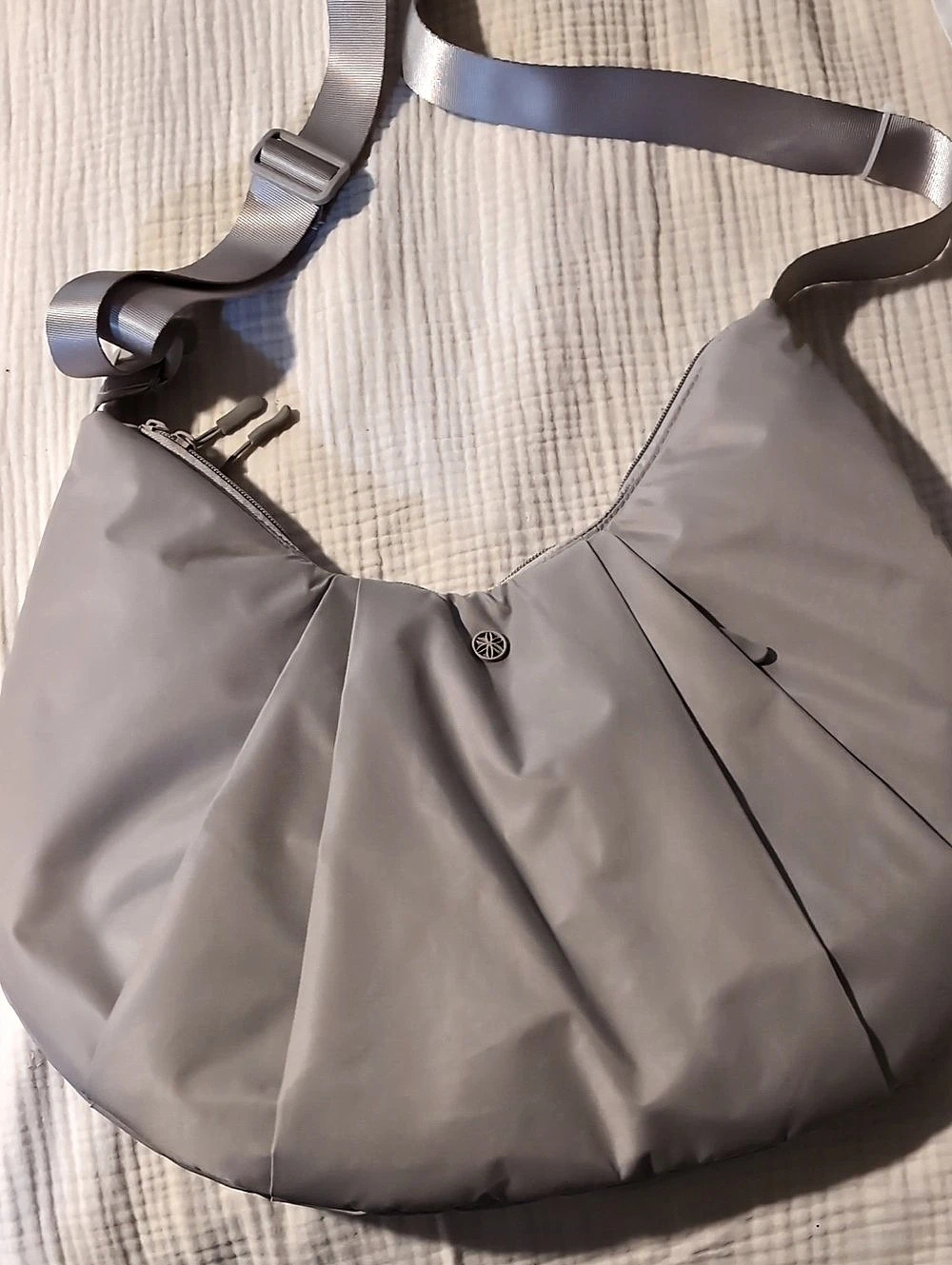 Pleated Shoulder Bag 10L Gray